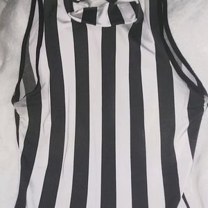 Sleeveless body suit